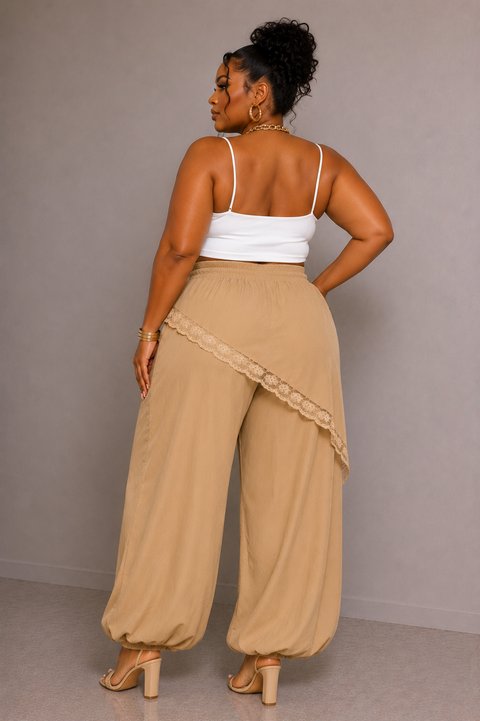 Lace Trim Folded Jogger (Plus)