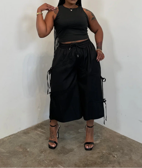 Drawstring Ruched Capri Pants (Plus)